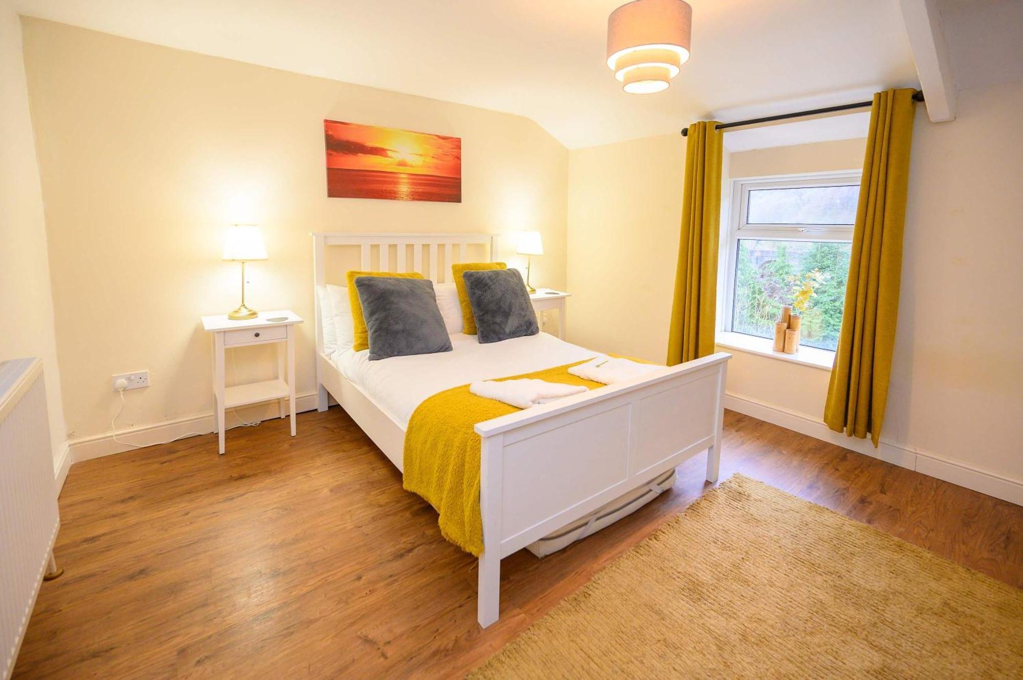 Llareggub Amazing House In Afan Forest With Breath-Taking Views By Staystaycations Port Talbot Exteriér fotografie