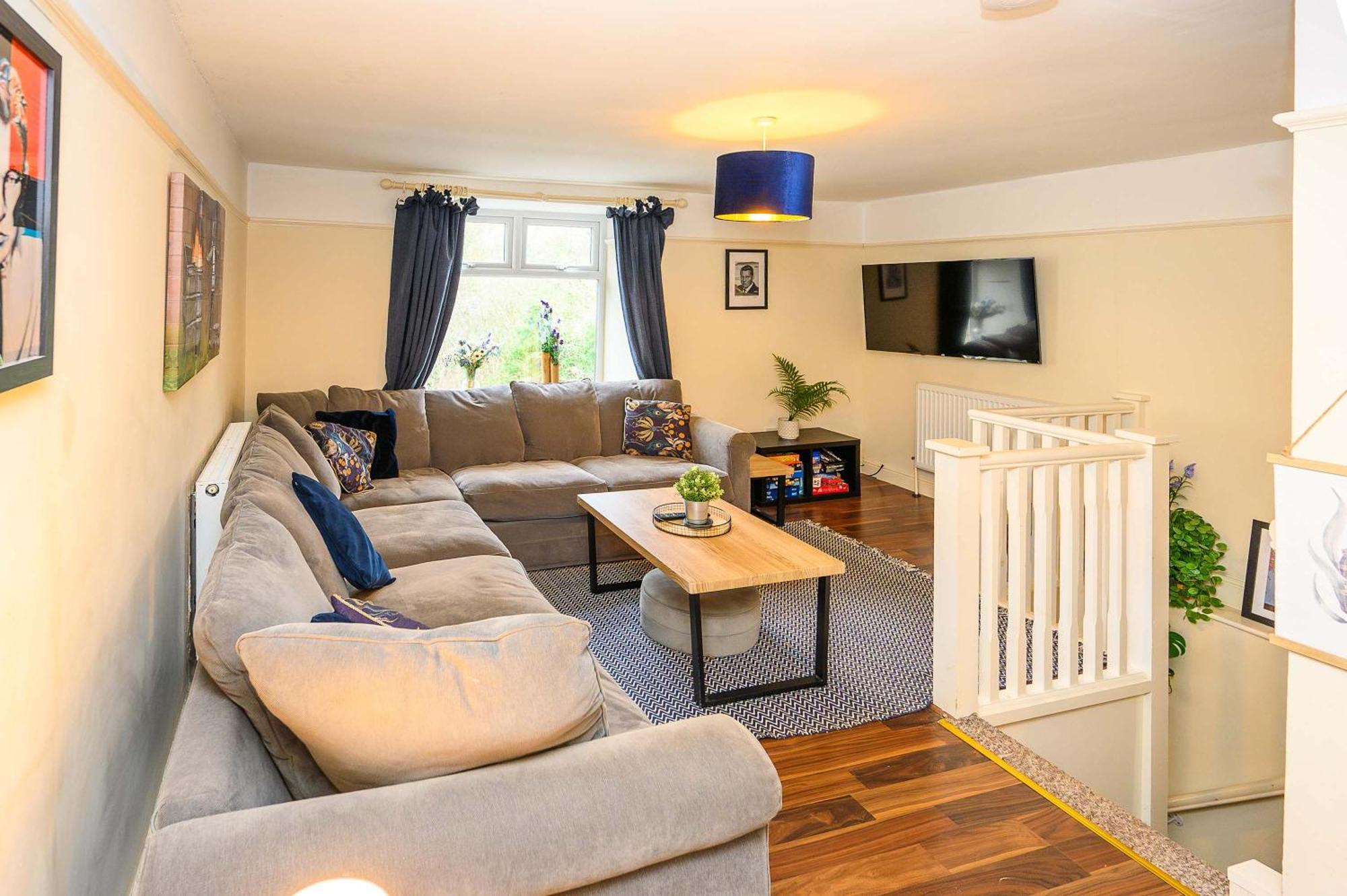 Llareggub Amazing House In Afan Forest With Breath-Taking Views By Staystaycations Port Talbot Exteriér fotografie